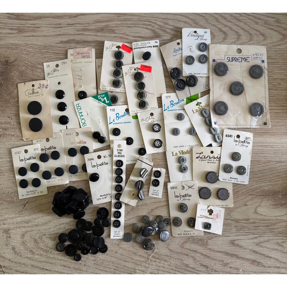 Vintage Button Lot - Black Gray - La Mode, Le Chic, La Petite - Sewing - 100+ Pc